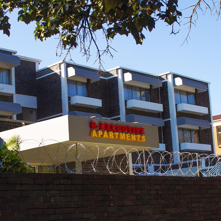 R Executive Apartments Хараре Екстер'єр фото